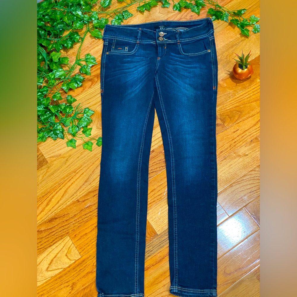 Forever 21 Low Rise size 29 Jeans